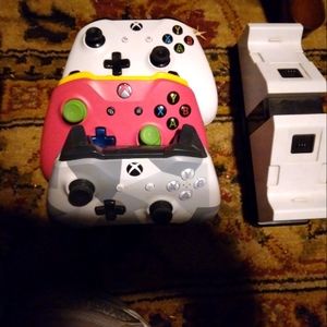 Xbox controllers